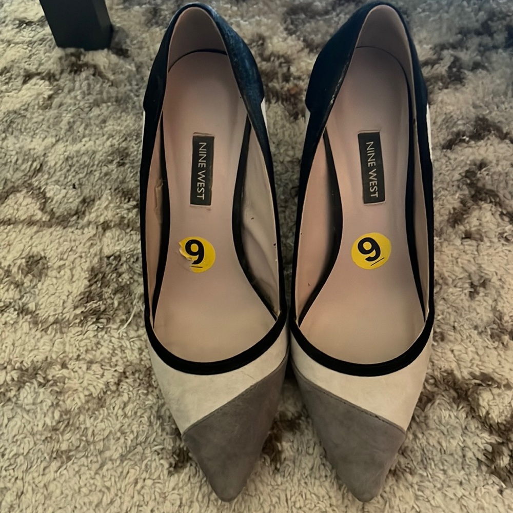 Nine West lightly worn heel